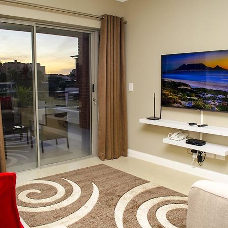 Mayfair Luxury Apartments Кейптаун Екстериор снимка