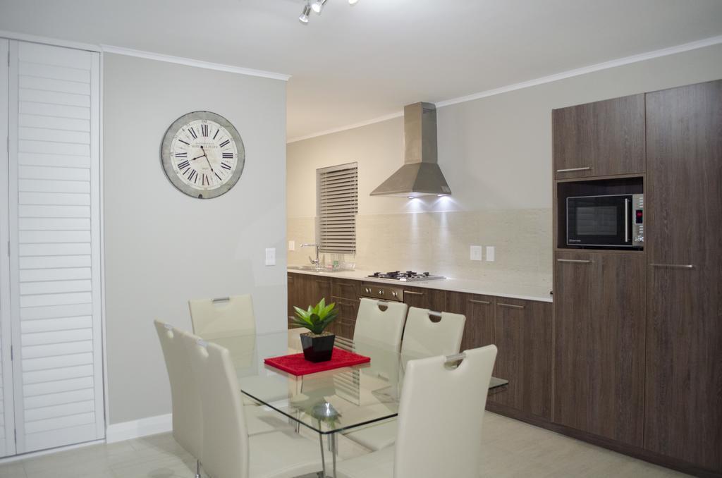 Mayfair Luxury Apartments Кейптаун Екстериор снимка