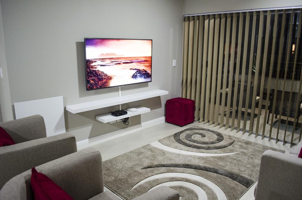 Mayfair Luxury Apartments Кейптаун Екстериор снимка