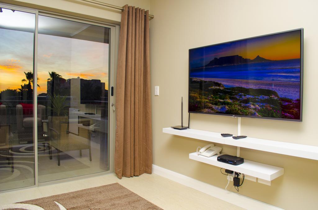 Mayfair Luxury Apartments Кейптаун Екстериор снимка
